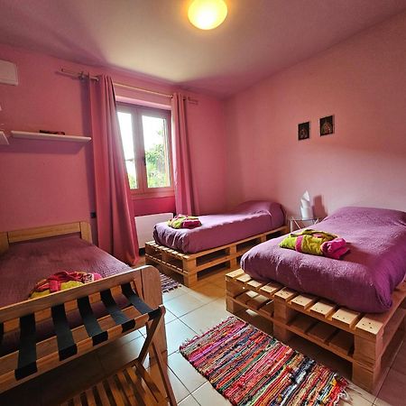 Villa Iris -Pet Friendly Stay - Garden - Private Parking- Bike Friendly Holiday House Colico Buitenkant foto