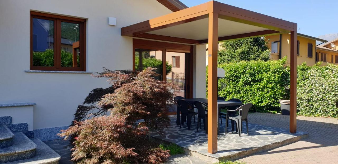 Villa Iris -Pet Friendly Stay - Garden - Private Parking- Bike Friendly Holiday House Colico Buitenkant foto