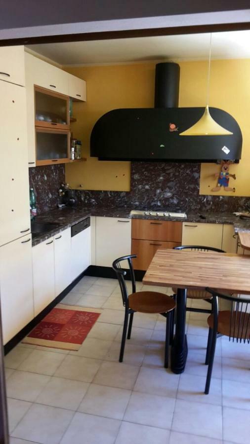 Villa Iris -Pet Friendly Stay - Garden - Private Parking- Bike Friendly Holiday House Colico Buitenkant foto