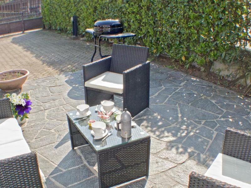 Villa Iris -Pet Friendly Stay - Garden - Private Parking- Bike Friendly Holiday House Colico Buitenkant foto